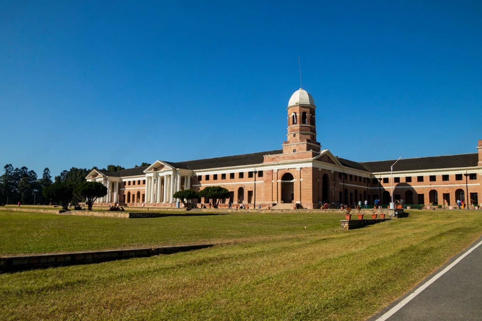 benefits of joining coaching institutes in dehradun